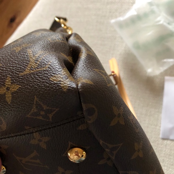 Louis Vuitton Pallas mm - Picture 8 of 11